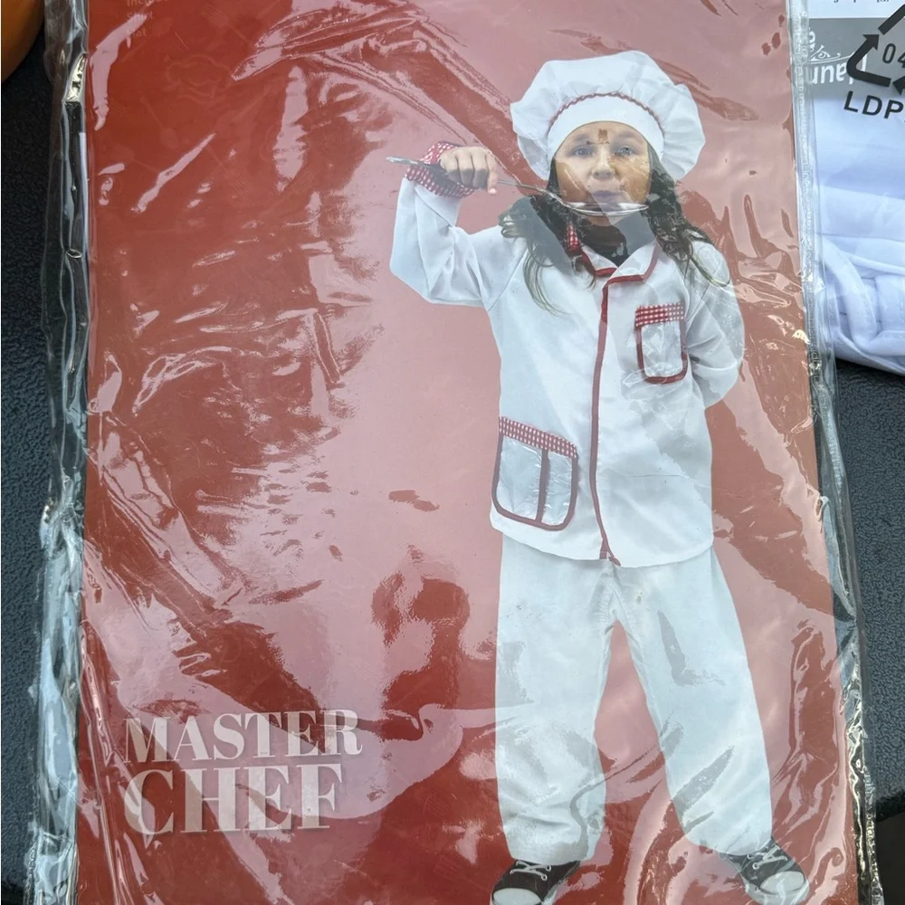 Master Chef Kids Costume - White and‎ Red size 5-6